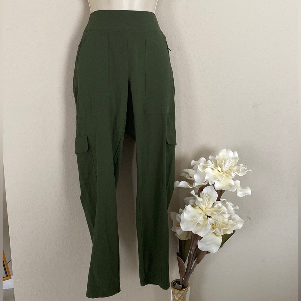 COPY - Athleta Cargo Pants Olive